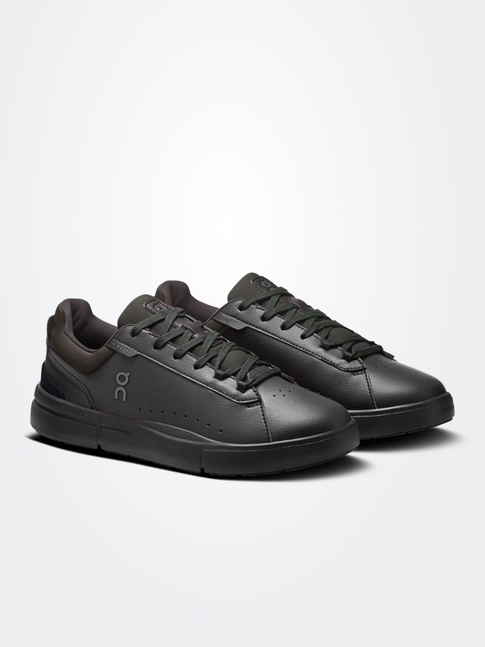On Running Women’s “The Roger Advantage” Sneakers — Black